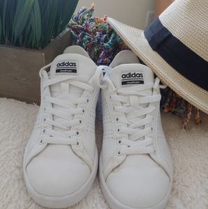 Adidas white leather sneakers excellent condition